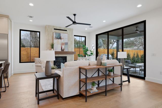 6611 Lexington RD, Austin, TX 78757