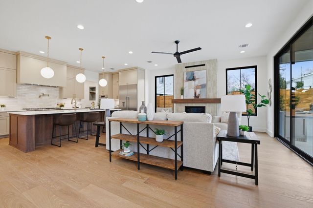6611 Lexington RD, Austin, TX 78757