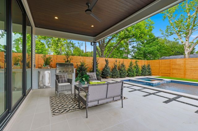 6611 Lexington RD, Austin, TX 78757