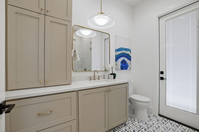 6611 Lexington RD, Austin, TX 78757