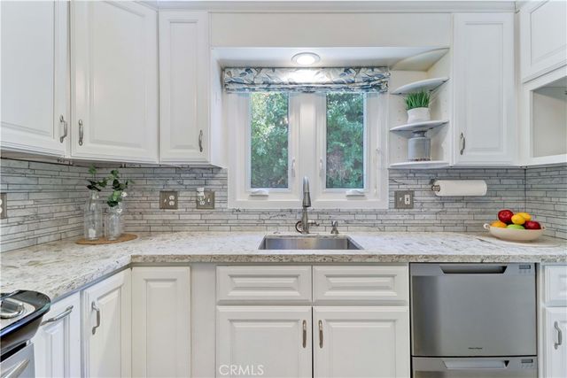 197 Avenida Majorca B, Laguna Woods, CA 92637