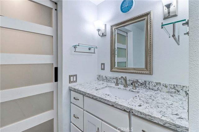 197 Avenida Majorca B, Laguna Woods, CA 92637
