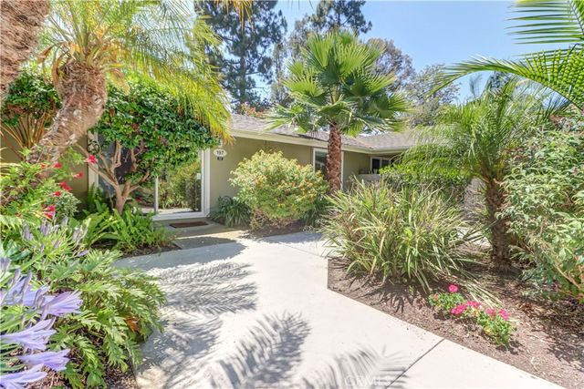 197 Avenida Majorca B, Laguna Woods, CA 92637
