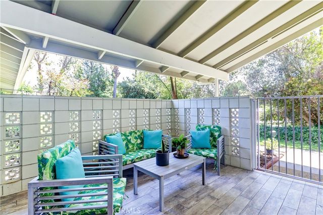 197 Avenida Majorca B, Laguna Woods, CA 92637