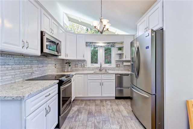 197 Avenida Majorca B, Laguna Woods, CA 92637