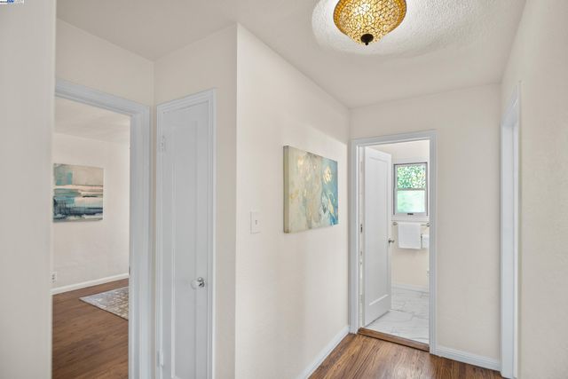 2948 Glenside Dr, Concord, CA 94520