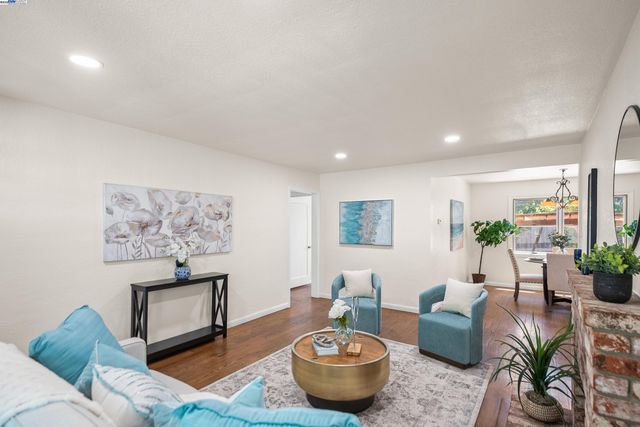 2948 Glenside Dr, Concord, CA 94520