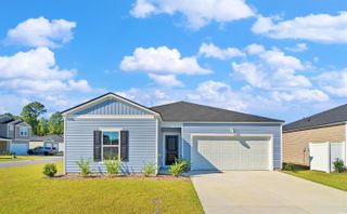 813 Wapama St., Little River, SC 29566