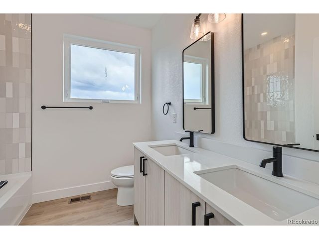 10157 W 38th Ave, Wheat Ridge, CO 80033