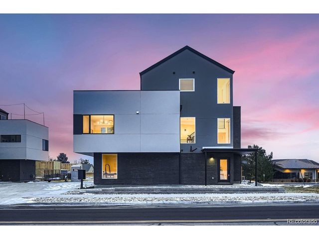 10157 W 38th Ave, Wheat Ridge, CO 80033