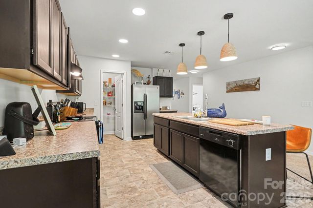 777 Landmark Cove, Calabash, NC 28467