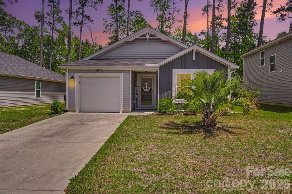 777 Landmark Cove, Calabash, NC 28467