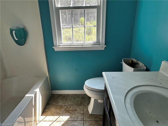1720 Braemore Court, Kernersville, NC 27284