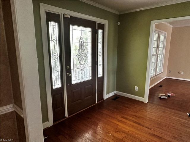 1720 Braemore Court, Kernersville, NC 27284