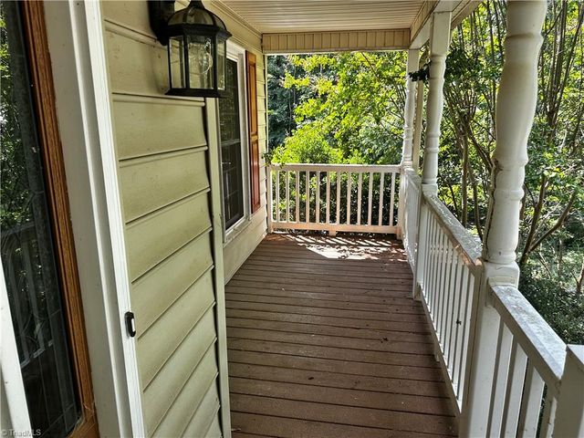 1720 Braemore Court, Kernersville, NC 27284