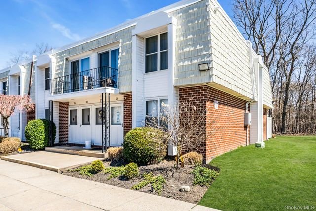 53 Rocky Point Yaphank Rd 28, Rocky Point, NY 11778
