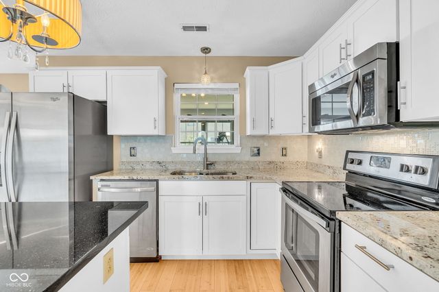 703 Rose Lane, Brownsburg, IN 46112