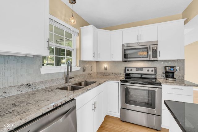 703 Rose Lane, Brownsburg, IN 46112