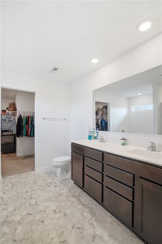 105 Clemmons Court, Union, OH 45322