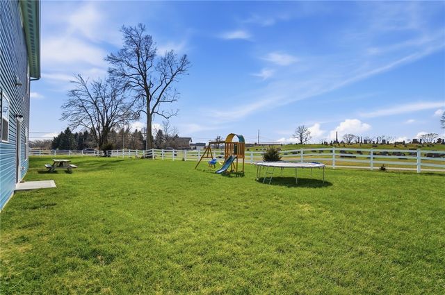 105 Clemmons Court, Union, OH 45322