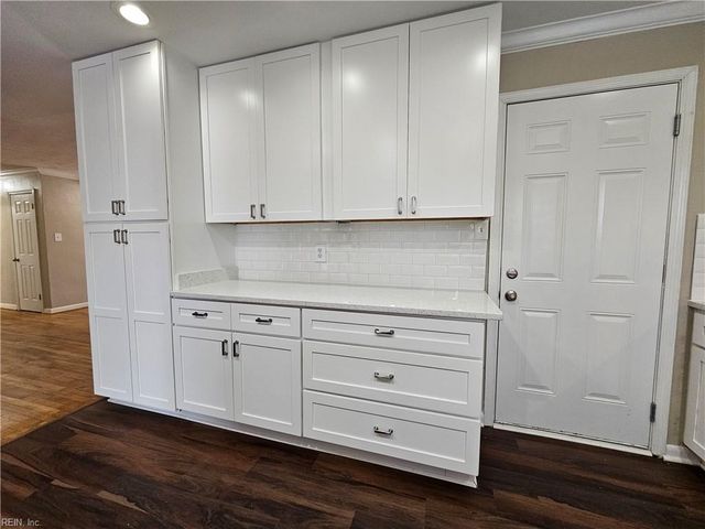 1540 Selden ST, Virginia Beach, VA 23454