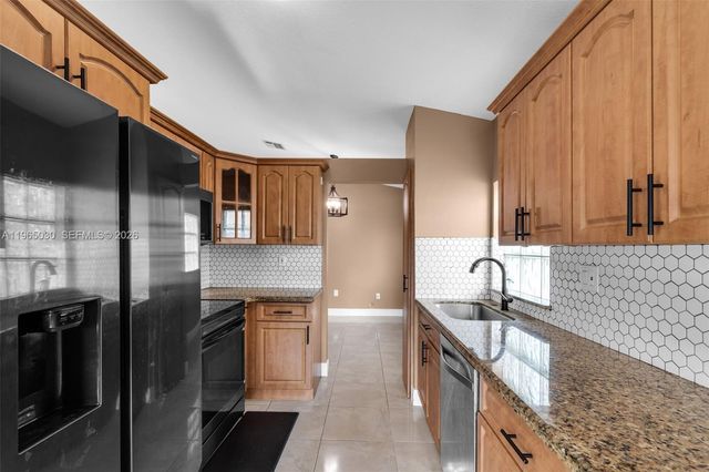 14734 Via Tivoli Ct, Davie, FL 33325