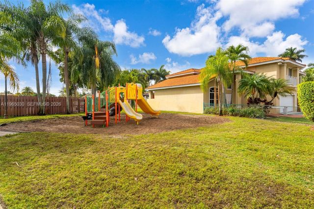 14734 Via Tivoli Ct, Davie, FL 33325