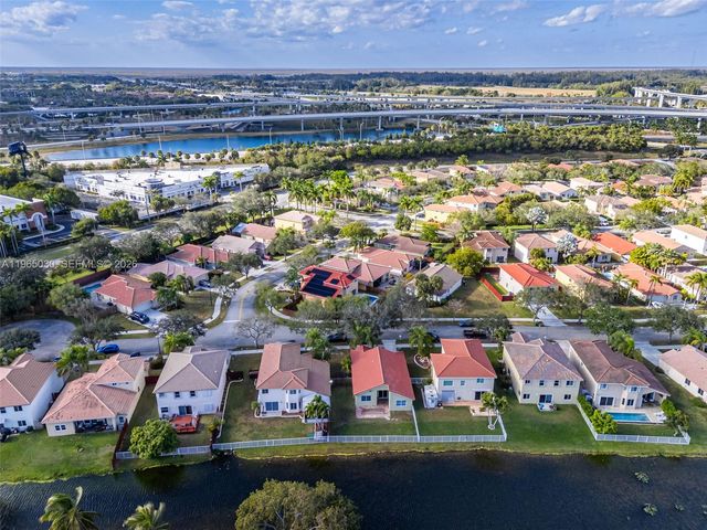 14734 Via Tivoli Ct, Davie, FL 33325