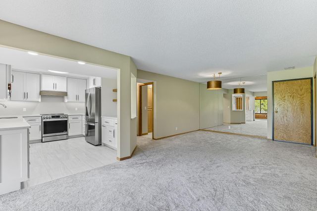 4825 Babcock Trail 2005, Inver Grove Heights, MN 55077