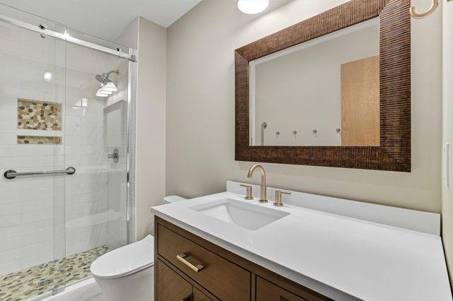 4825 Babcock Trail 2005, Inver Grove Heights, MN 55077