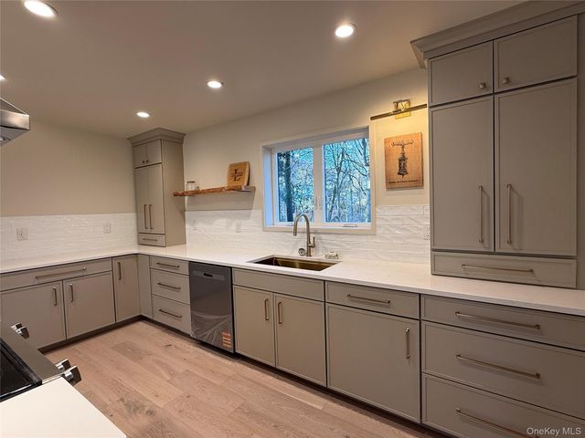 39 Falconer Street, Beacon, NY 12508