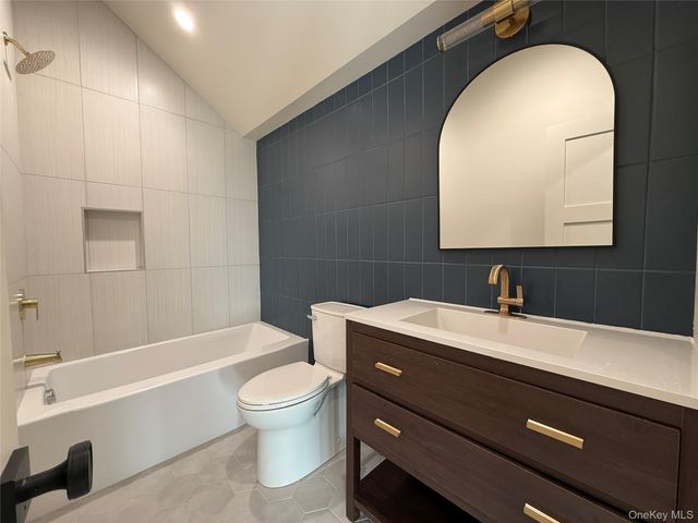 39 Falconer Street, Beacon, NY 12508