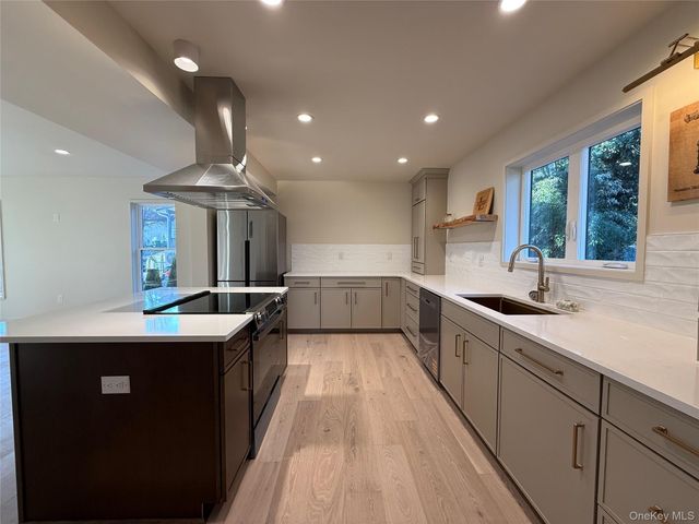 39 Falconer Street, Beacon, NY 12508