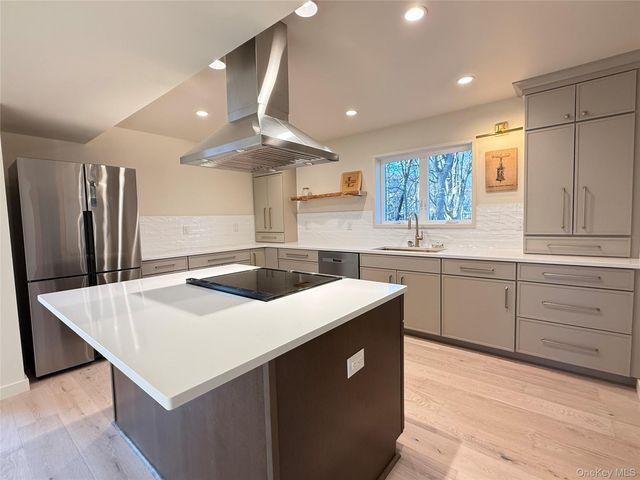39 Falconer Street, Beacon, NY 12508