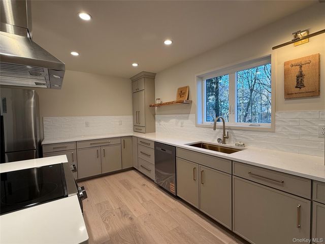 39 Falconer Street, Beacon, NY 12508