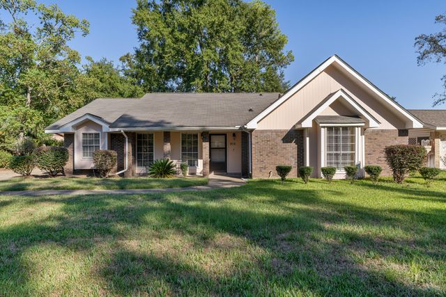 904 Monterrey Ln., Hattiesburg, MS 39402