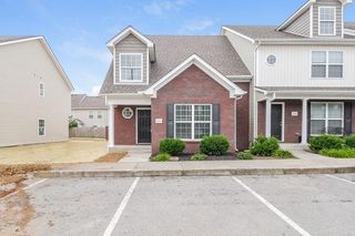 3016 RG Buchanan Dr, La Vergne, TN 37086