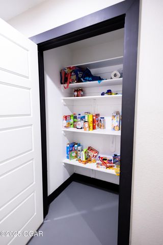 2521 S McKinley Avenue, Joplin, MO 64804