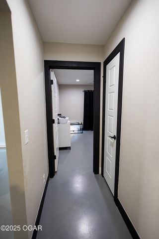 2521 S McKinley Avenue, Joplin, MO 64804