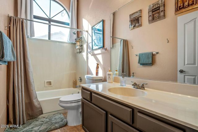 40 W SARAH Lane, Tempe, AZ 85284