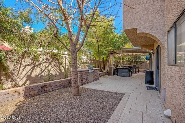 40 W SARAH Lane, Tempe, AZ 85284
