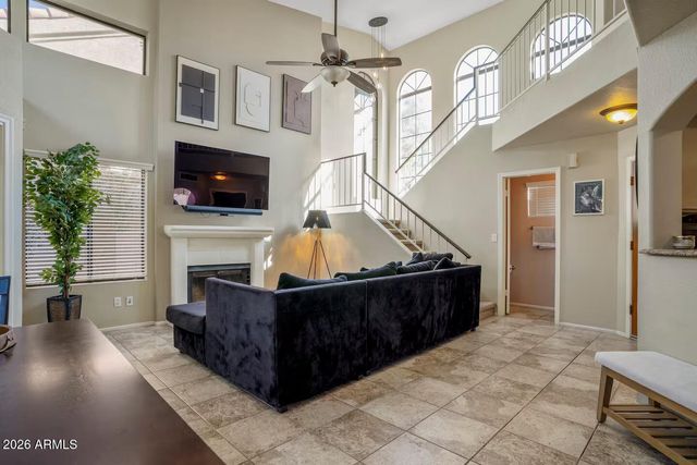 40 W SARAH Lane, Tempe, AZ 85284