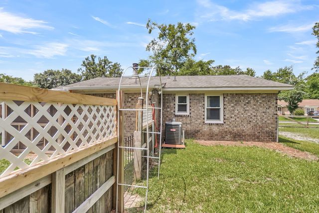 103 Mcduffie Court, Summerville, SC 29486