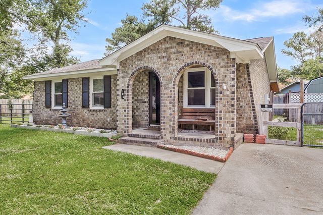 103 Mcduffie Court, Summerville, SC 29486