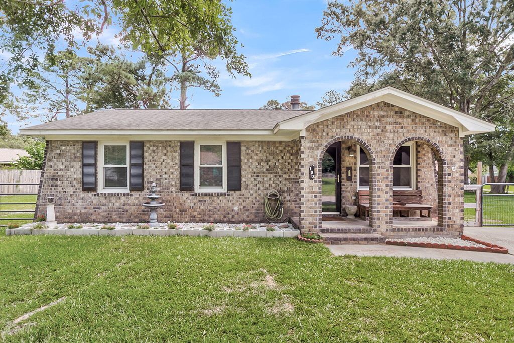 103 Mcduffie Court, Summerville, SC 29486
