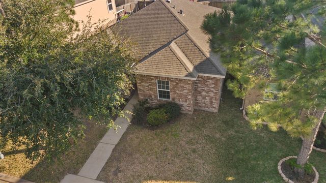 18519 Avanta Cove Drive, Cypress, TX 77433