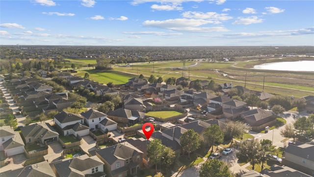 18519 Avanta Cove Drive, Cypress, TX 77433