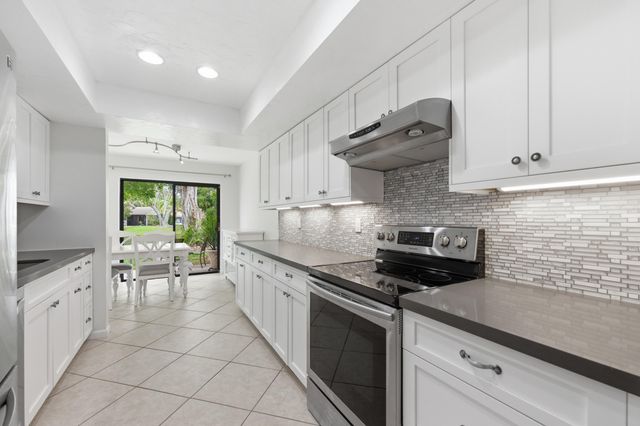 660 Deer Creek Edgewater Drive, Deerfield Beach, FL 33442