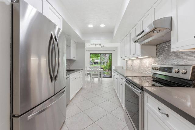 660 Deer Creek Edgewater Drive, Deerfield Beach, FL 33442