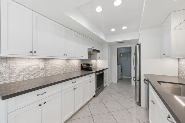660 Deer Creek Edgewater Drive, Deerfield Beach, FL 33442